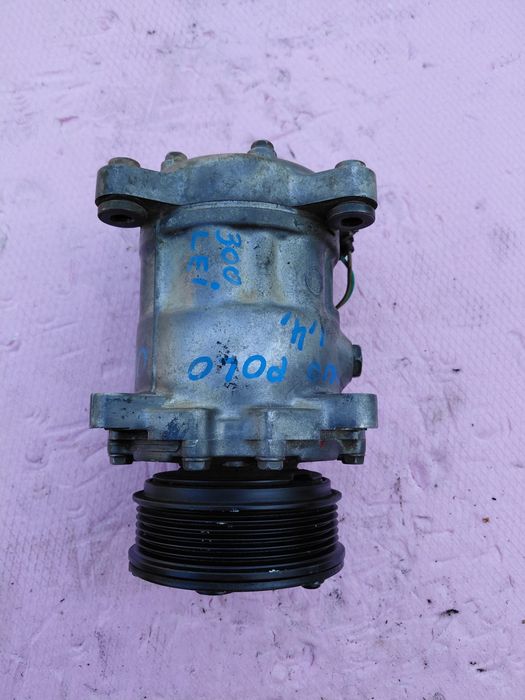 Compresor climă ac VW skoda polo lupo cod 6N0 820 803 B 300 lei