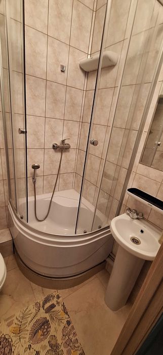 Сдам квартиру посутосно и более.