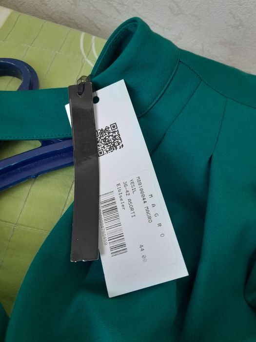 Платья б/у в хорошем состоянии