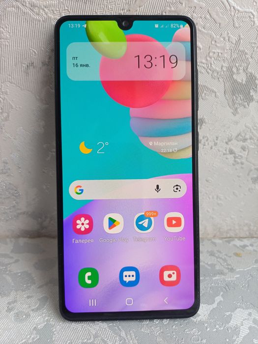 Samsung a 41  4/64gb