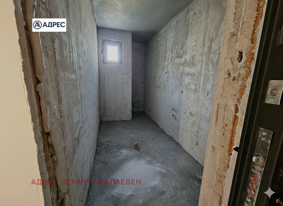 Продава се Многостаен апартамент в Плевен, Широк център - 136 кв.м за 806 €/кв.м - Снимка #9