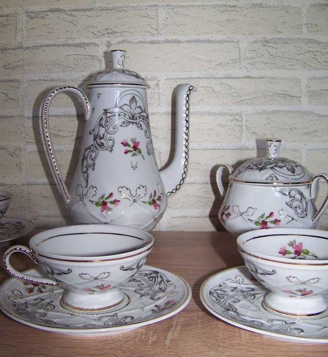 Set ceasca cu farfurioara din portelan pentru cafea sau ceai