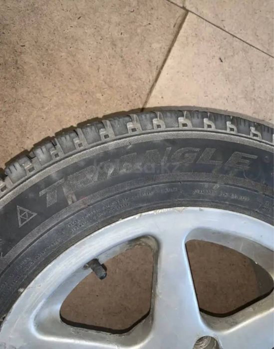 Продам комплект диски с резиной