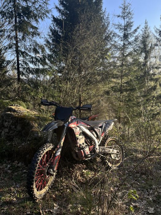 Rmz 250 de vânzare schimb si cu auto