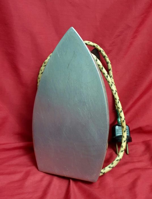 Утюг электрический