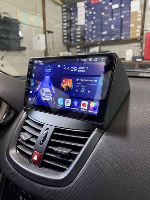 Navigatie Android 14 Peugeot 207 Carplay Android Auto