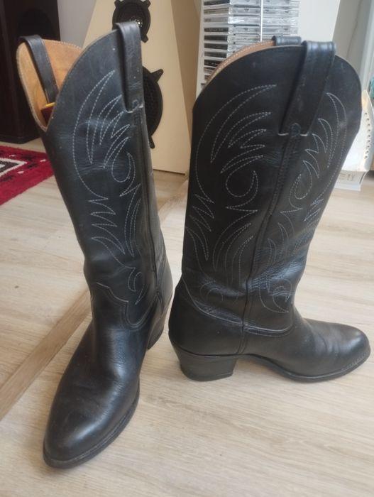 Vând cizme din piele western mărimea 41, stare bună