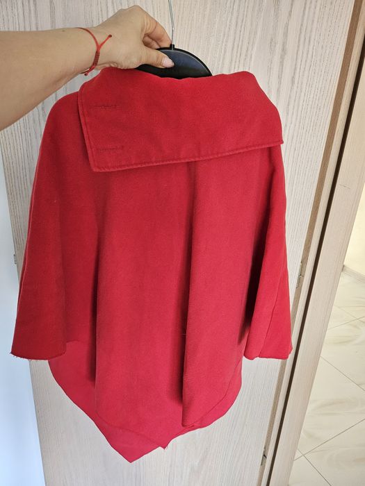 Дамско пончо и дамско сако