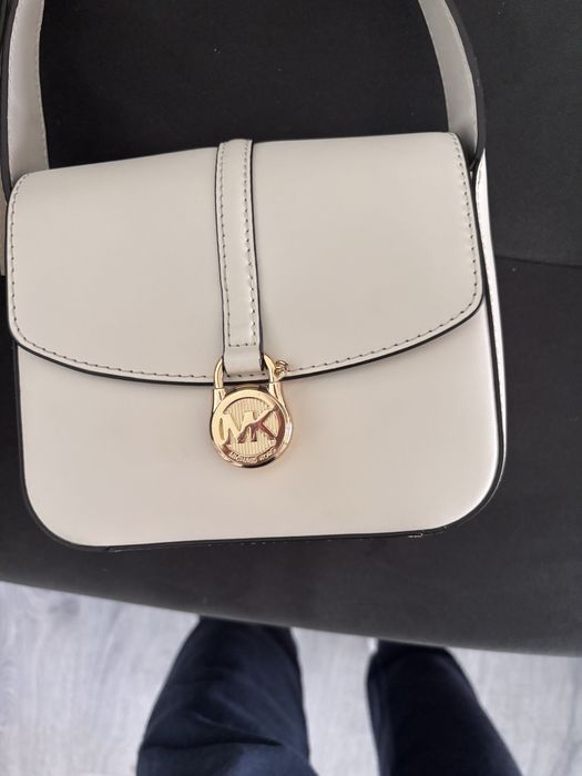 geanta de umar foarte frumoasa