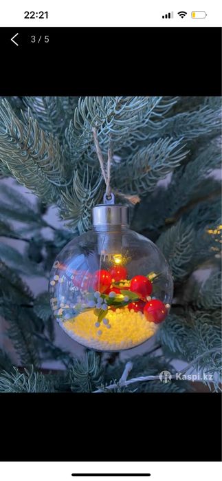 Игрушки на ёлку с гирляндой внутри