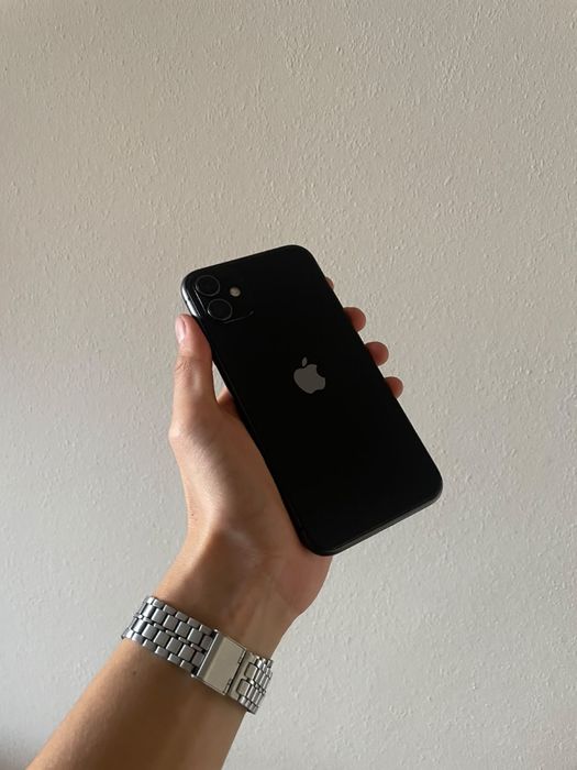 Продам iPhone 11