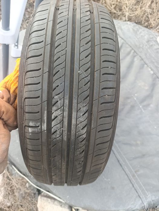 Продам б/у резину