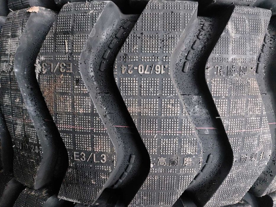 Шины 16/70-20, 17,5-25