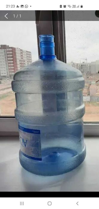 Емкомть для хранения воды 19л