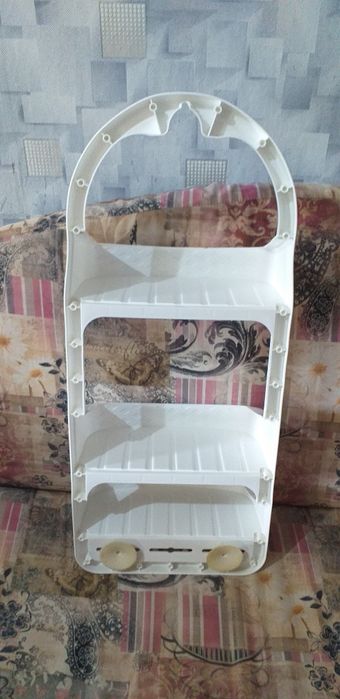 Полочка в ванную .Продам.