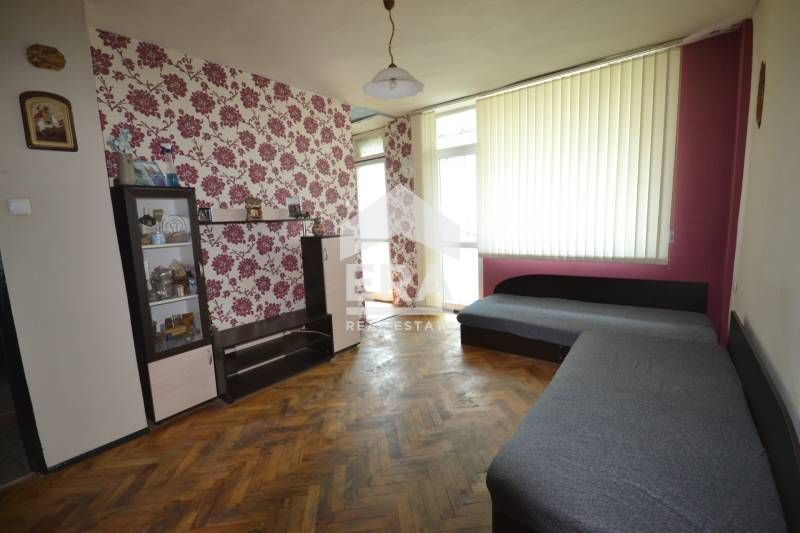 Продава се Едностаен апартамент в Хасково, Център - 32 кв.м за 1355 €/кв.м - Снимка #3