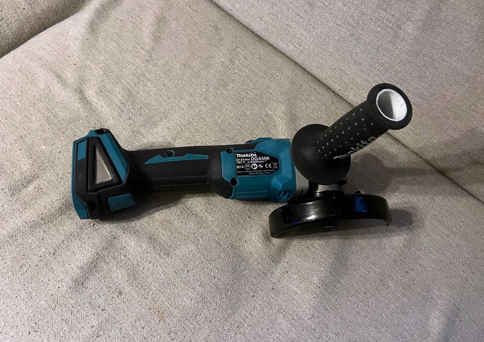 Polizor unghiular Makita DGA506 18V Brushless 125mm