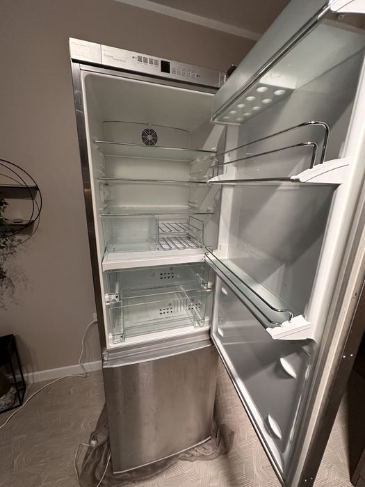 Хладилник Либхер Liebher No Frost