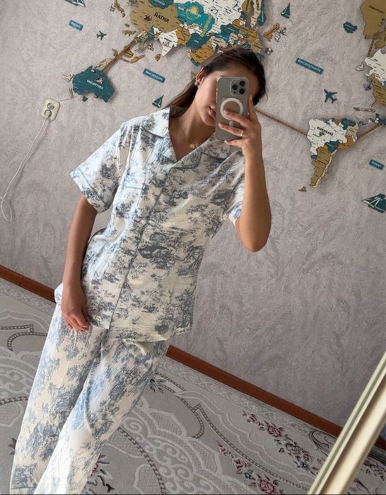 Пижамная двойка.