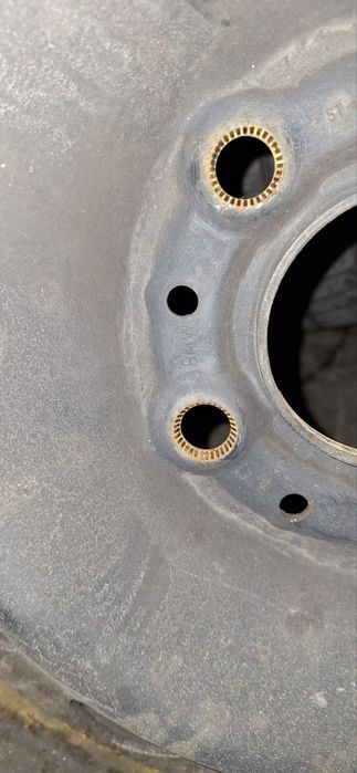 Зимни гуми 205/55/16 с джанти за BMW