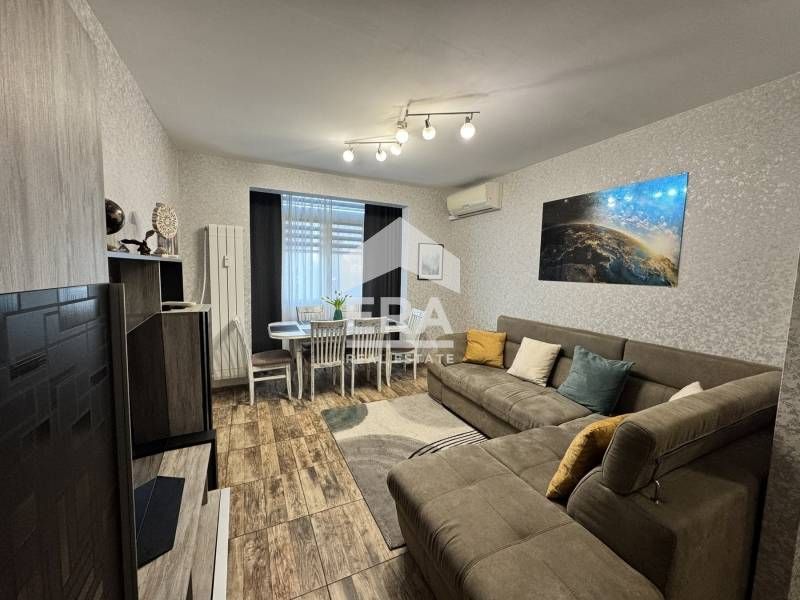 Дава се под наем Четиристаен апартамент в Варна, Младост 1 - 85 кв.м за 887.4 € - Снимка #2