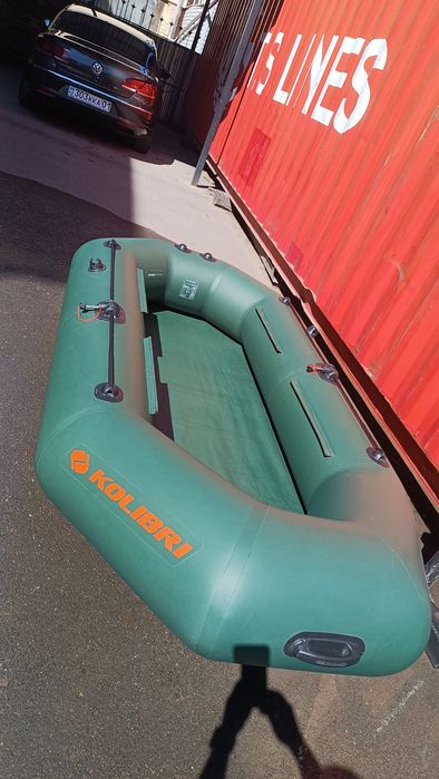 Продам лодку колибри 260Т