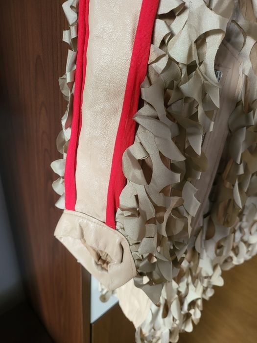 Geaca haina  made in italy prezentare podium din piele unicat size  40