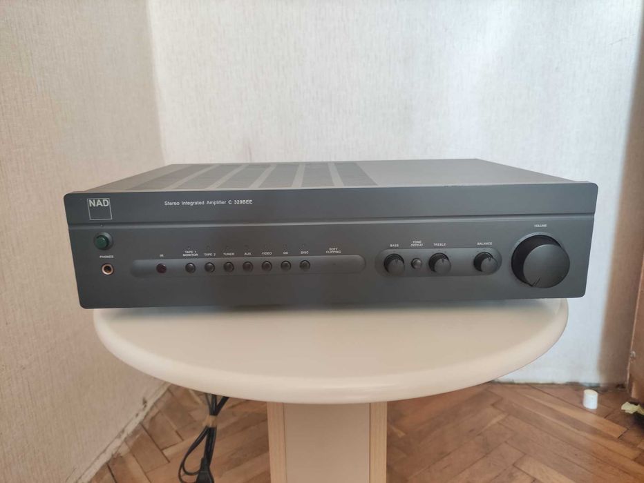 HI-FI система NAD C320 bee и Cambridge Audio DACMAGIC,  Cd Player CD 5