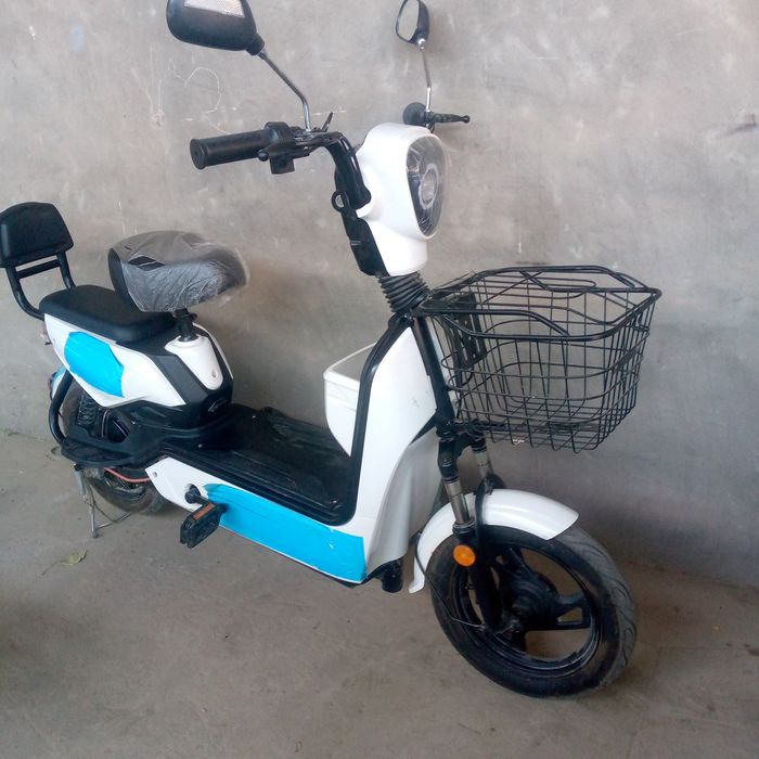 Ассалом алайкум скутер срочна сотилади