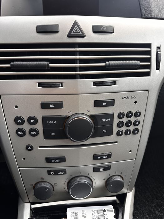Opel Astra H - benzina - 2008 - de vanzare