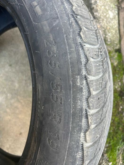 продавам гуми за Роувър