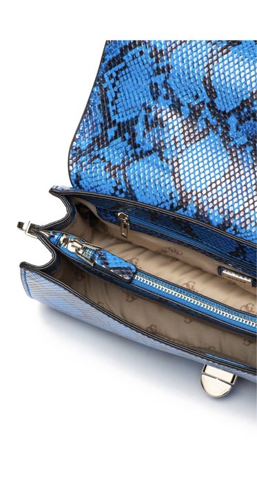 Чанта Guess синя