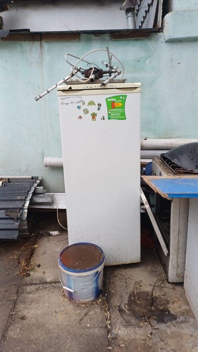 Продам холодильник
