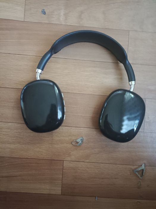 Продам наушники p9