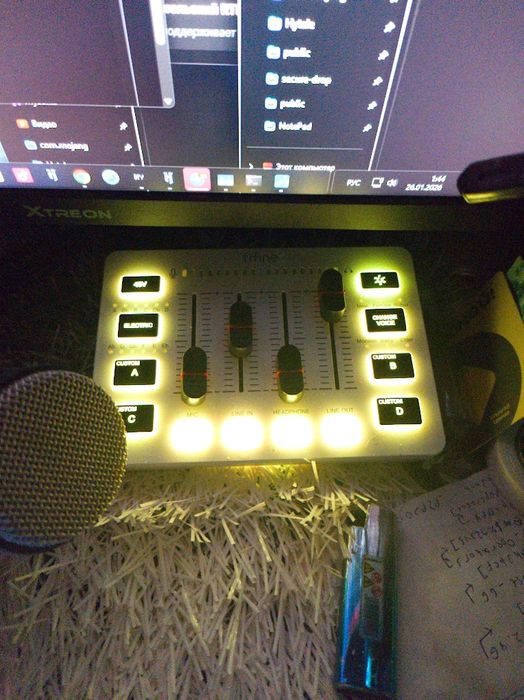 PodMic в идеале, не пользуюсь