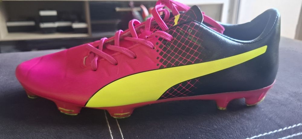 Бутонки Puma за футбол