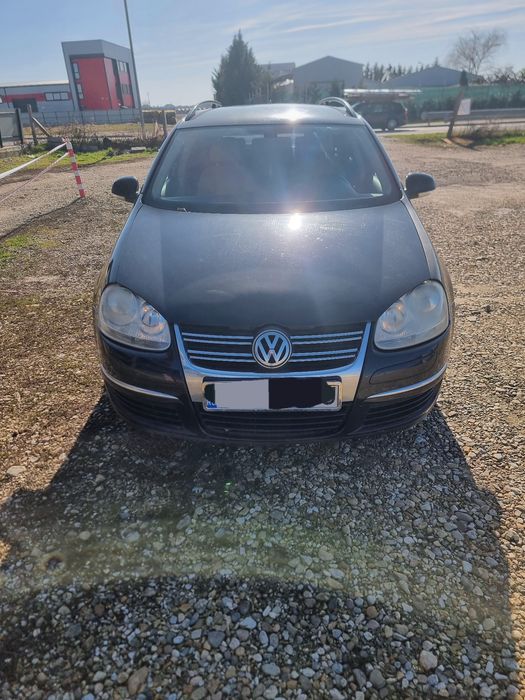 Vând Golf 5 1.9 TDI