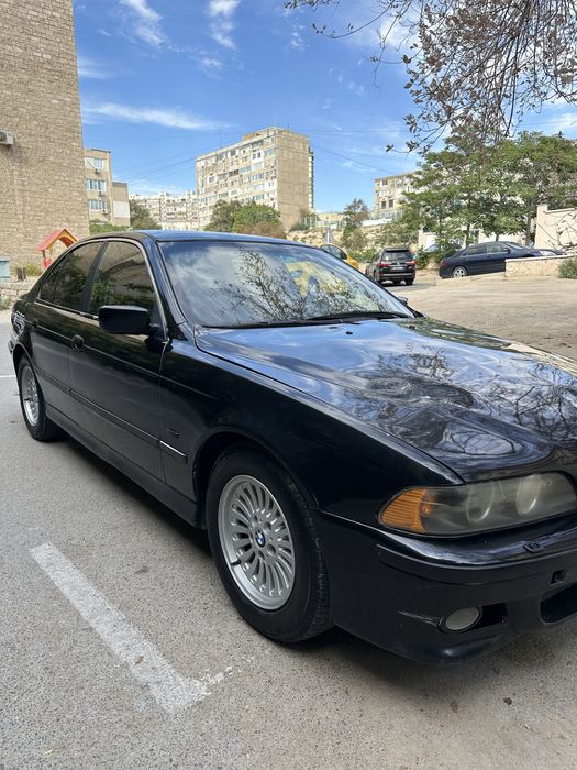 BMW сатылады құжат бойынша 2 обьем  E 39 2000 жылғы