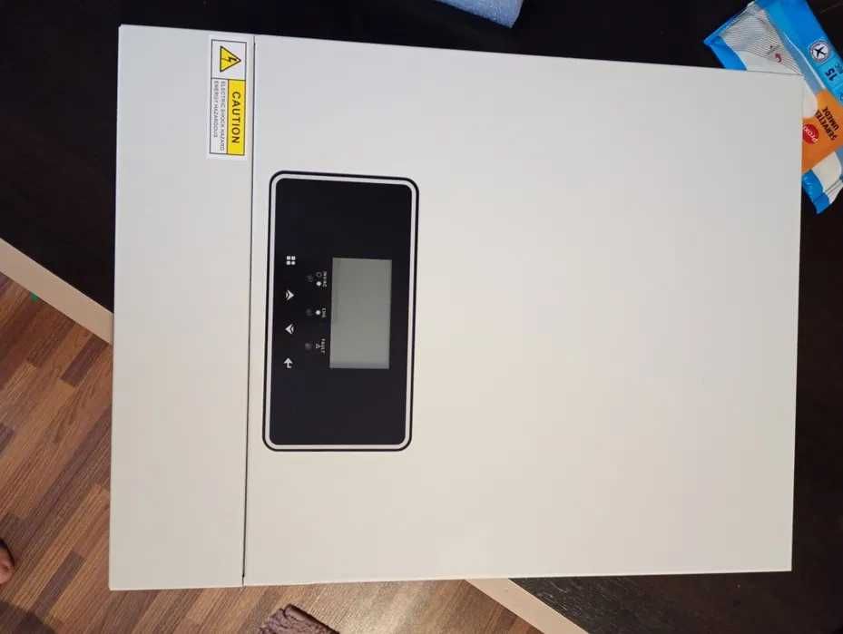 Invertor 3.2kw cu 24v