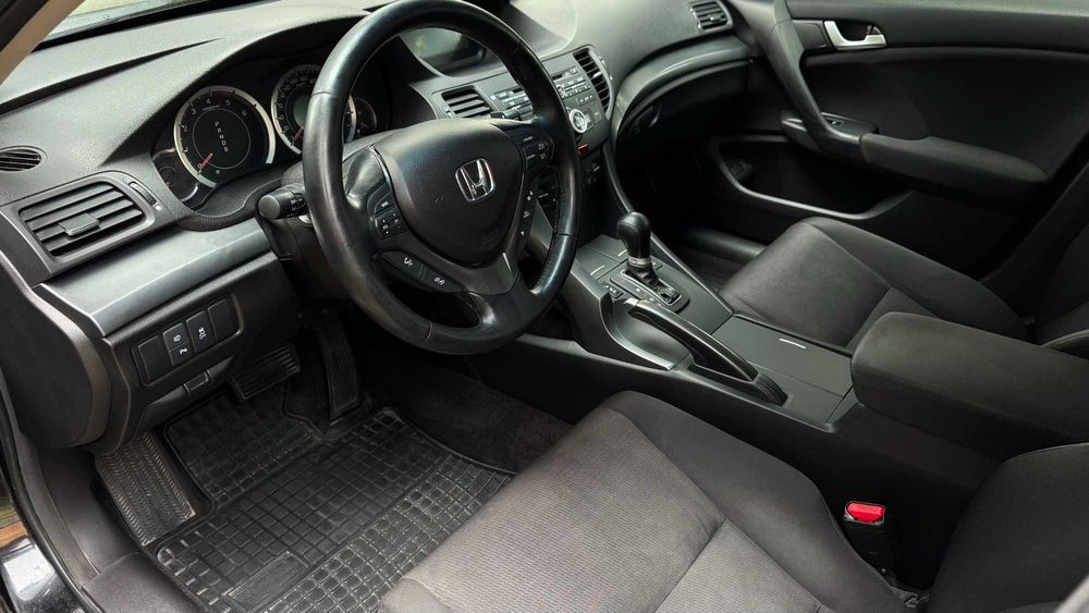 2012 Honda Accord Tourer 2. 2 i-DTEC | FACELIFT Lifestyle | Автоматик |