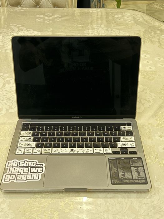 Macbook Pro m1 СРОЧНО!