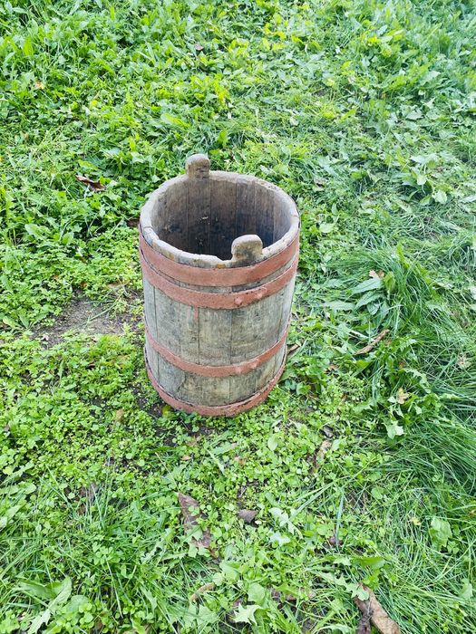 Каци  и  бъчви  за  декорация