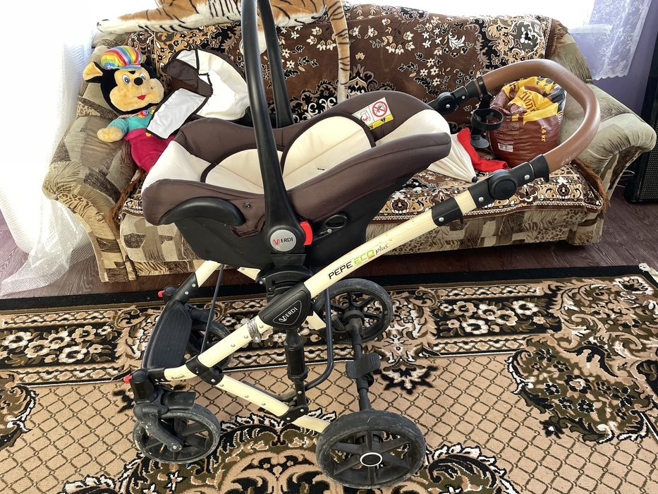 Продам детскую коляску