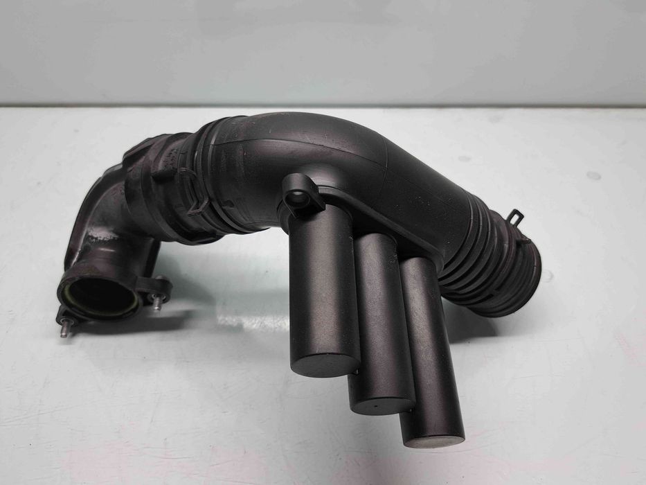Tub admisie aer  Volkswagen Polo (6R) [Fabr 2009-2016] 04E129651C 1.4