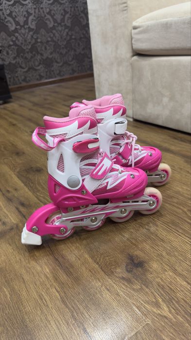 Новые ролики со светящимися колёсами + защита + запасное колесо