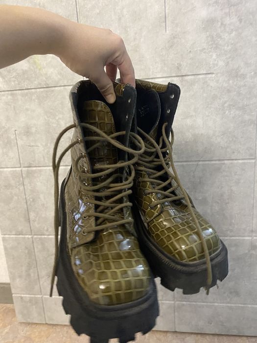 Дерзкие стильные ботинки,сапоги