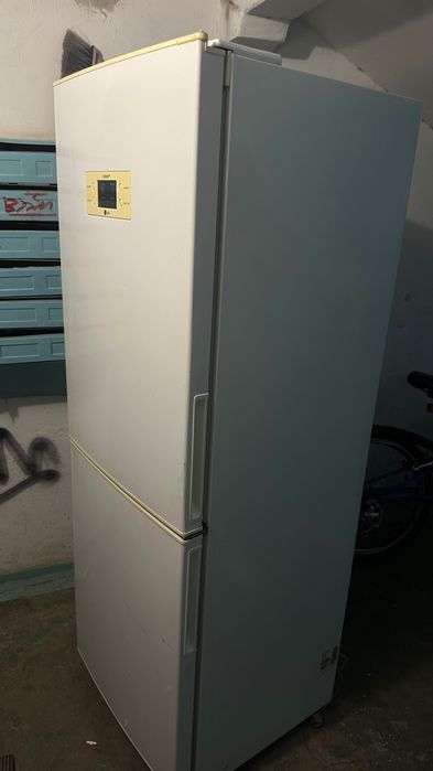 Холодильник б/у на запчасти