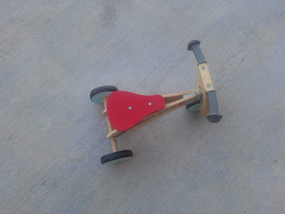 Детска дървена триколка