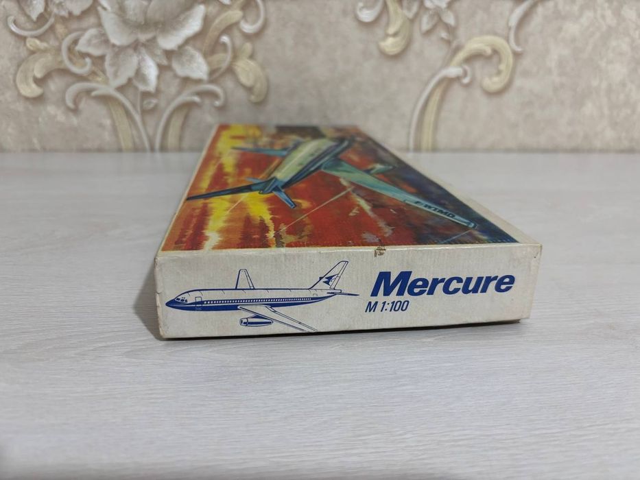Винтажная сборная модель самолётMercure Air Inter 1:100 Полный компл