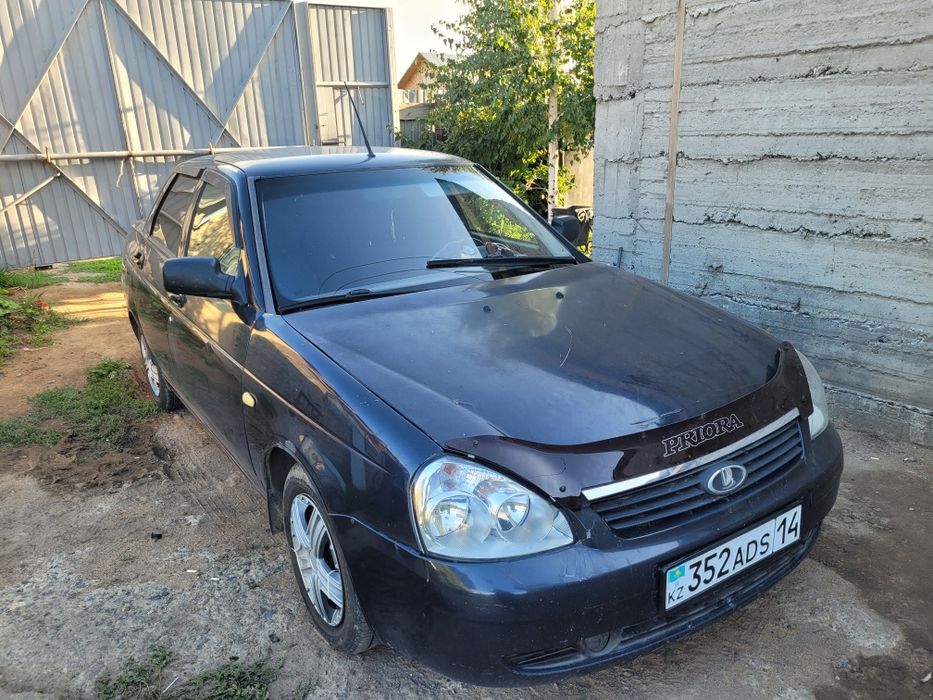 Продам автомобиль приора ВАЗ 2170